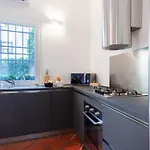 Guesthost - L'angolo Segreto Nel Pieno Centro Di * فيرّارا