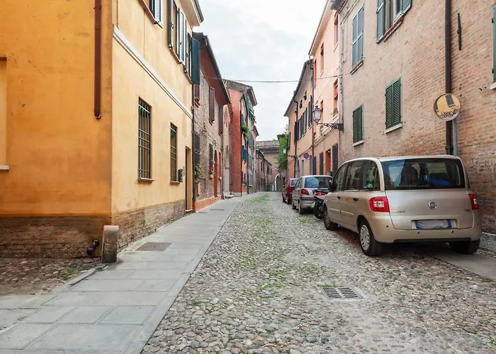 Guesthost - L'angolo Segreto Nel Pieno Centro Di Apartament *